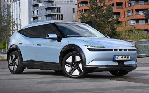 IONIQ 3